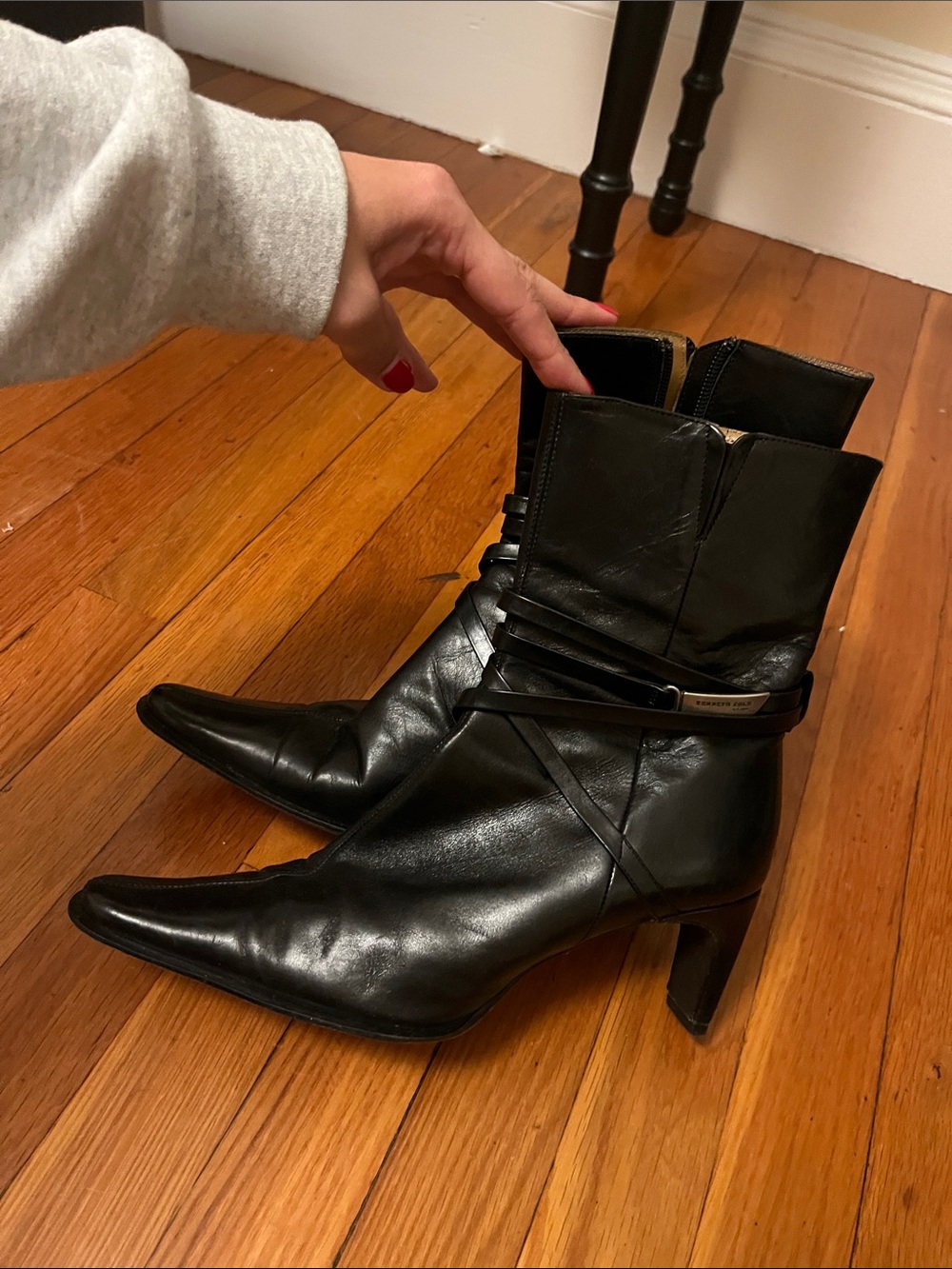 Kenneth Cole Pointed Toe Boot - Picture 3 of 3